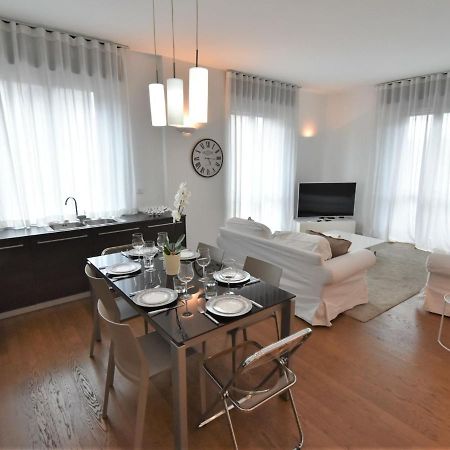 Apartment Corso Genova Apartment By Interhome Milan Bagian luar foto
