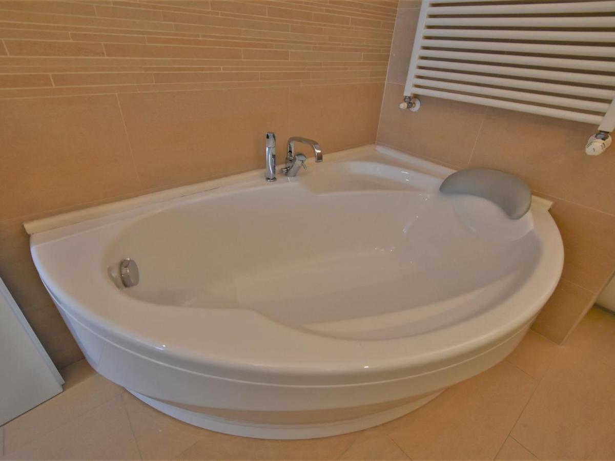 Apartment Corso Genova Apartment By Interhome Milan Bagian luar foto