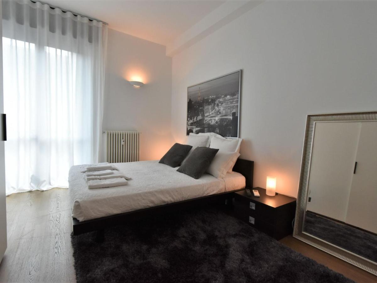 Apartment Corso Genova Apartment By Interhome Milan Bagian luar foto